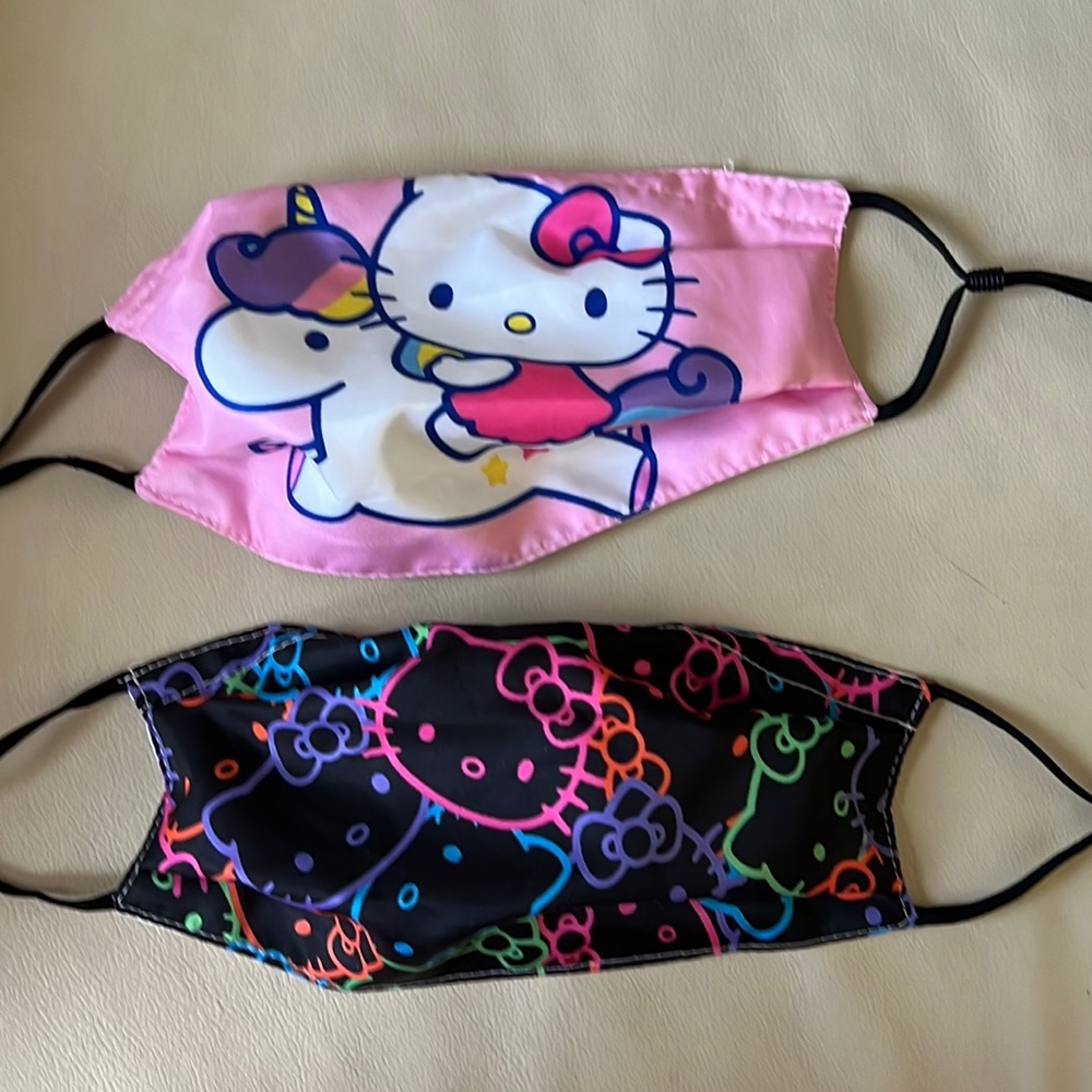 Hello kitty reusable masks with insertion for filter